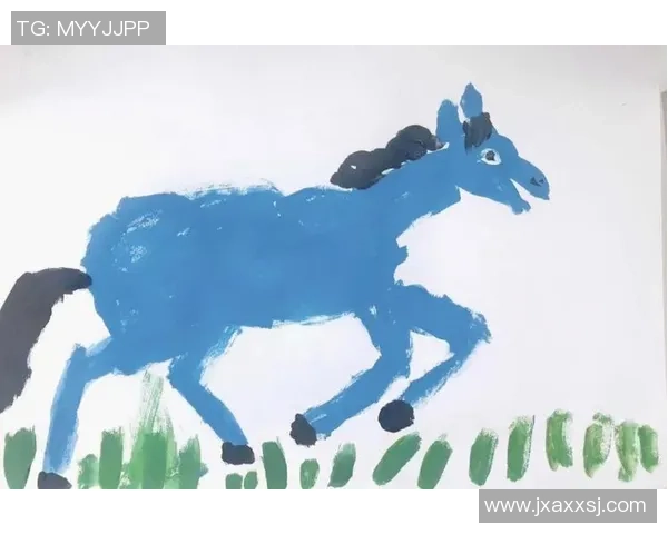 女足球星简笔画彩色创作，展现女性力量与运动美学的完美融合